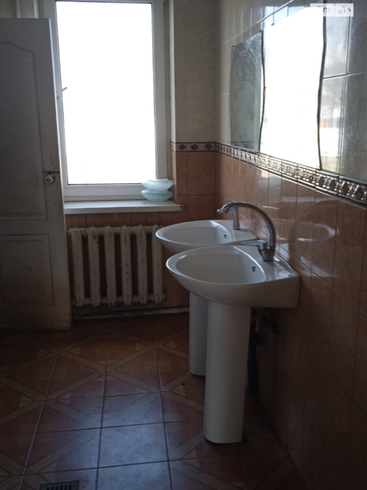Спеціальне приміщення в Одесі, продаж по Новомиколаївська (Старокиївське шосе) дорога, район Пересипський, ціна: 350 000 доларів за об’єкт фото 1 Спеціальне приміщення в Одесі, продаж по Новомиколаївська (Старокиївське шосе) дорога, район Пересипський, ціна: 350 000 доларів за об’єкт фото 1