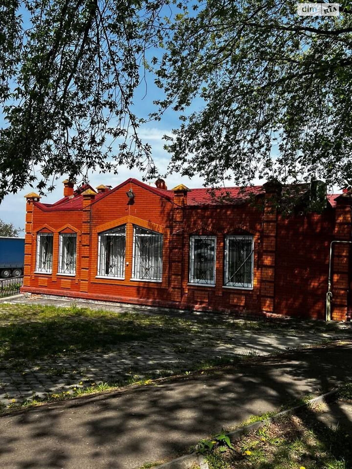 Спеціальне приміщення в Рівному, продаж по Захисників Маріуполя (Костромська) вулиця 89, район Чайка, ціна: 550 000 доларів за об’єкт фото 1 Спеціальне приміщення в Рівному, продаж по Захисників Маріуполя (Костромська) вулиця 89, район Чайка, ціна: 550 000 доларів за об’єкт фото 1
