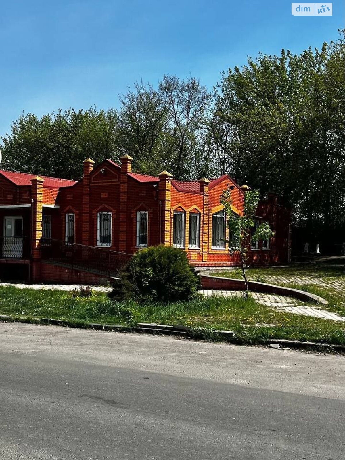 Спеціальне приміщення в Рівному, продаж по Захисників Маріуполя (Костромська) вулиця 89, район Чайка, ціна: 550 000 доларів за об’єкт фото 1 Спеціальне приміщення в Рівному, продаж по Захисників Маріуполя (Костромська) вулиця 89, район Чайка, ціна: 550 000 доларів за об’єкт фото 1