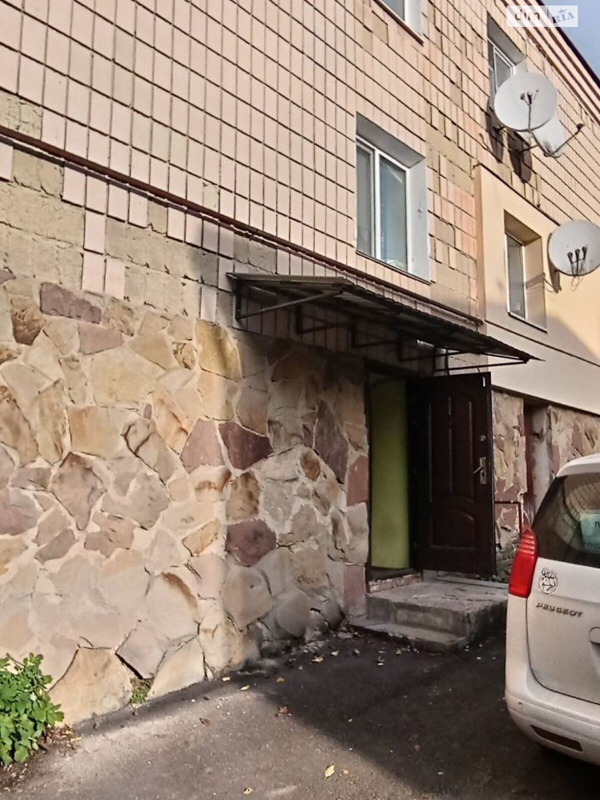 Специальное помещение в Ровно, продажа по Соборная улица, район Ювилейный, цена: 53 000 долларов за объект фото 1