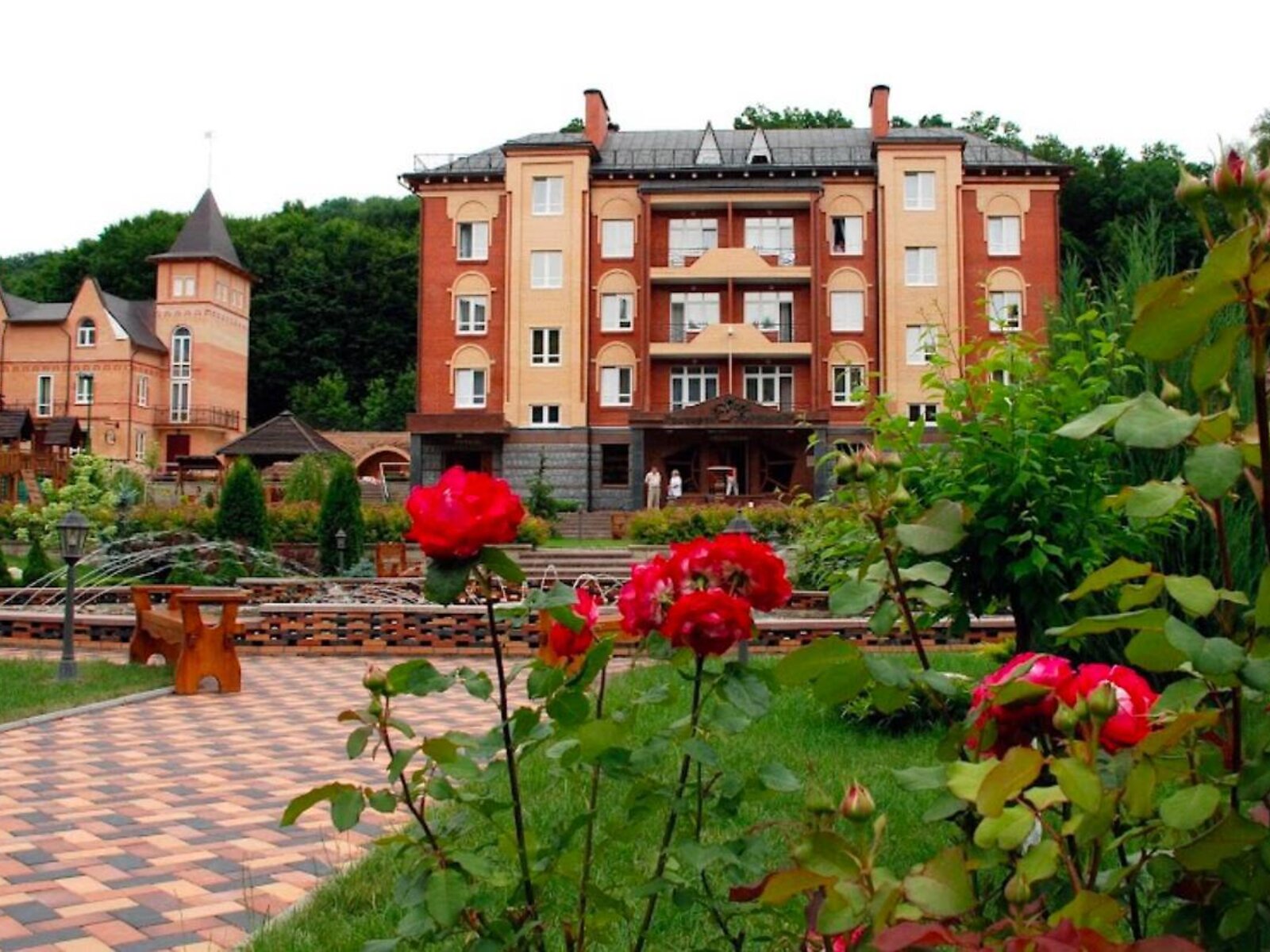Спеціальне приміщення в Сатанові, Курортна вулиця 19, ціна продажу: 1 800 000 доларів за об’єкт фото 1 Спеціальне приміщення в Сатанові, Курортна вулиця 19, ціна продажу: 1 800 000 доларів за об’єкт фото 1
