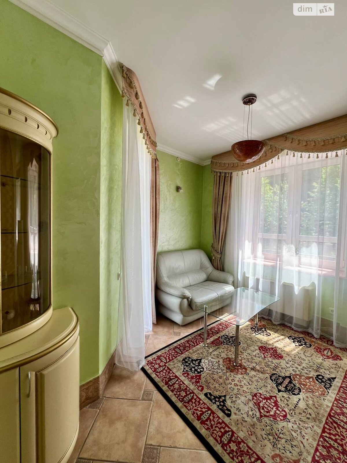 Спеціальне приміщення в Сатанові, Курортна вулиця 19, ціна продажу: 1 800 000 доларів за об’єкт фото 1 Спеціальне приміщення в Сатанові, Курортна вулиця 19, ціна продажу: 1 800 000 доларів за об’єкт фото 1