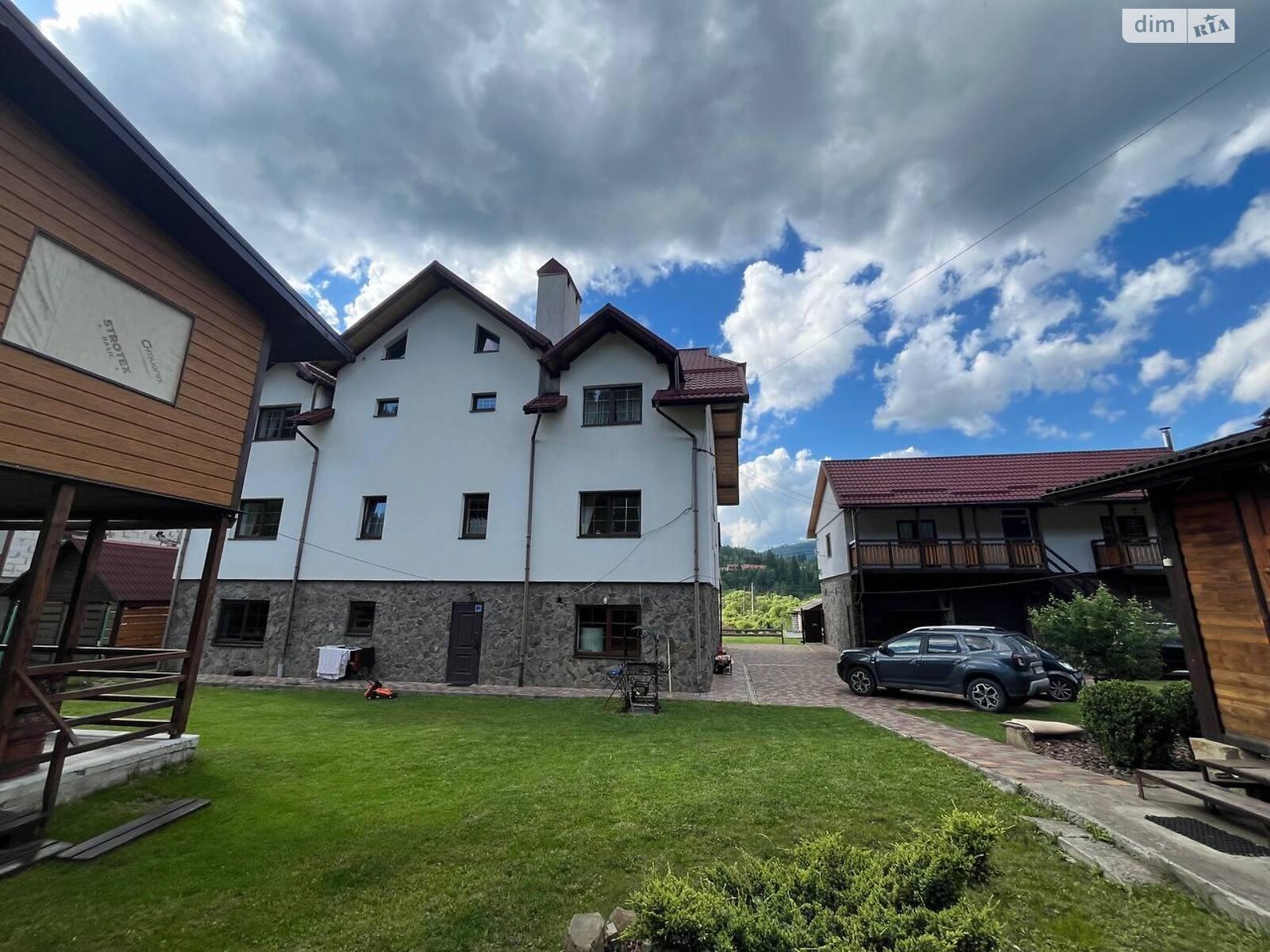 Специальное помещение в Славском, Елены Степановны улица 97, цена продажи: 750 000 долларов за объект фото 1 Специальное помещение в Славском, Елены Степановны улица 97, цена продажи: 750 000 долларов за объект фото 1
