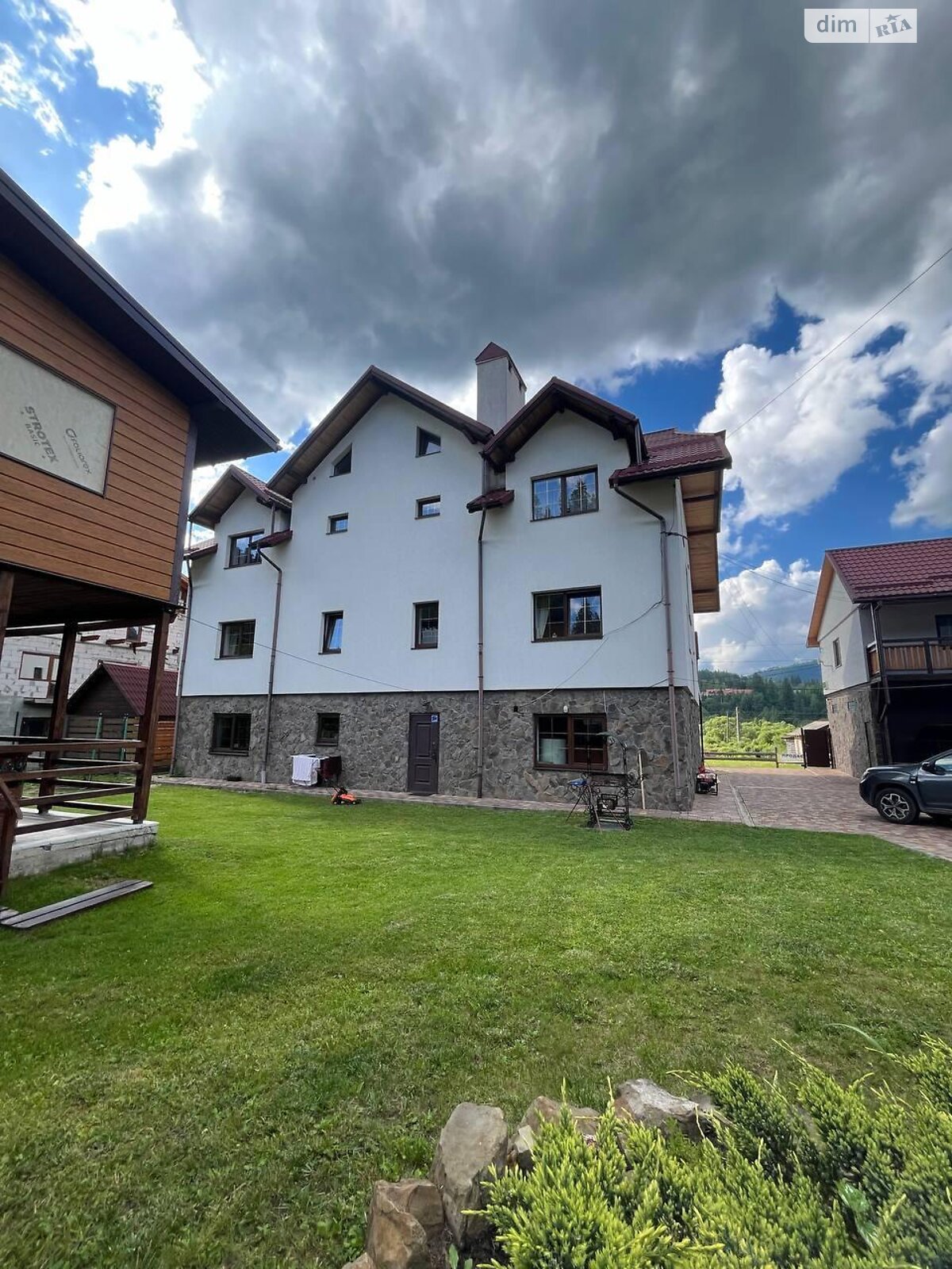 Специальное помещение в Славском, Елены Степановны улица 97, цена продажи: 750 000 долларов за объект фото 1 Специальное помещение в Славском, Елены Степановны улица 97, цена продажи: 750 000 долларов за объект фото 1
