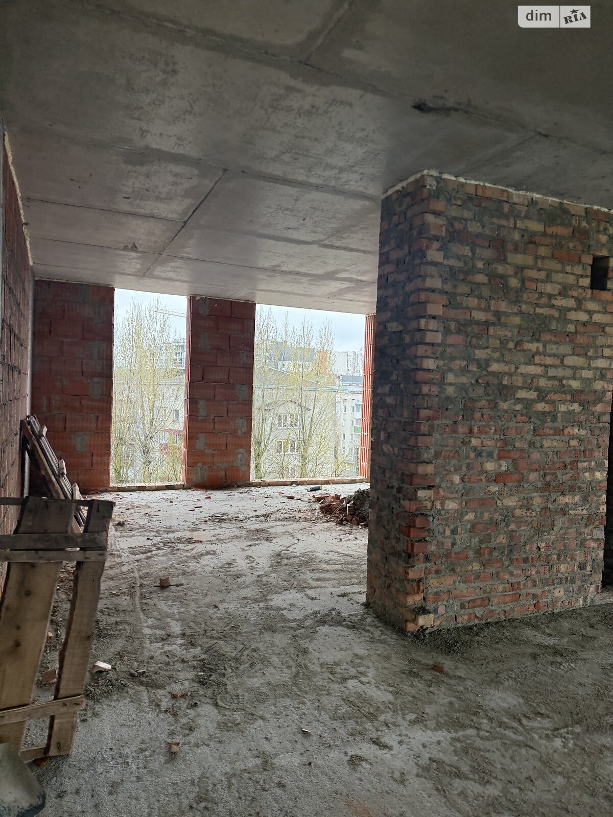 Специальное помещение в Тернополе, продажа по Бережанская улица, район Дружба, цена: 21 500 долларов за объект фото 1 Специальное помещение в Тернополе, продажа по Бережанская улица, район Дружба, цена: 21 500 долларов за объект фото 1