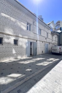 Специальное помещение в Тернополе, продажа по Белогорская улица 1А, район Оболоня, цена: 290 000 долларов за объект фото 2