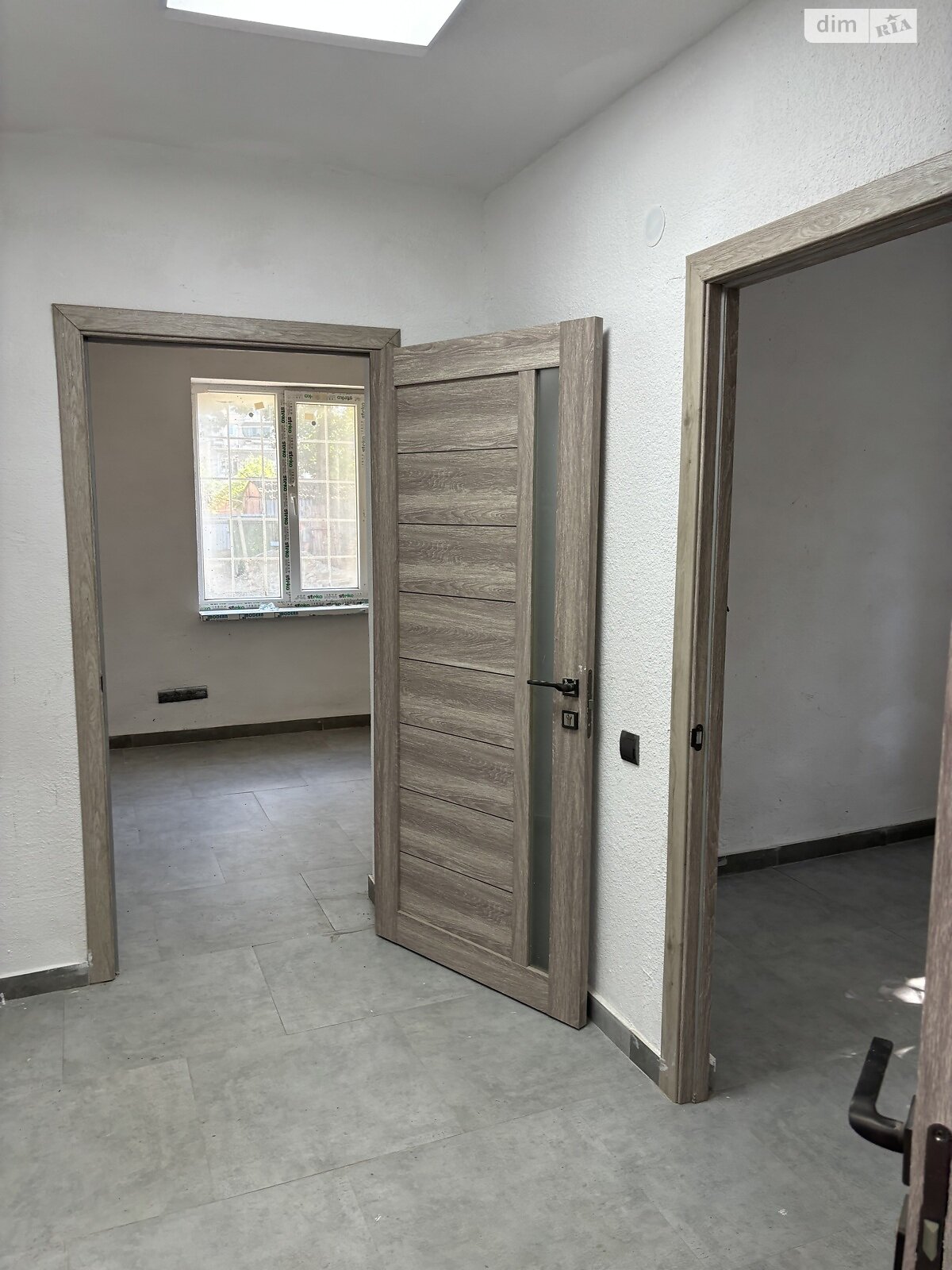 Специальное помещение в Ужгороде, продажа по Сечени улица 1, район Новый, цена: 131 000 долларов за объект фото 1 Специальное помещение в Ужгороде, продажа по Сечени улица 1, район Новый, цена: 131 000 долларов за объект фото 1