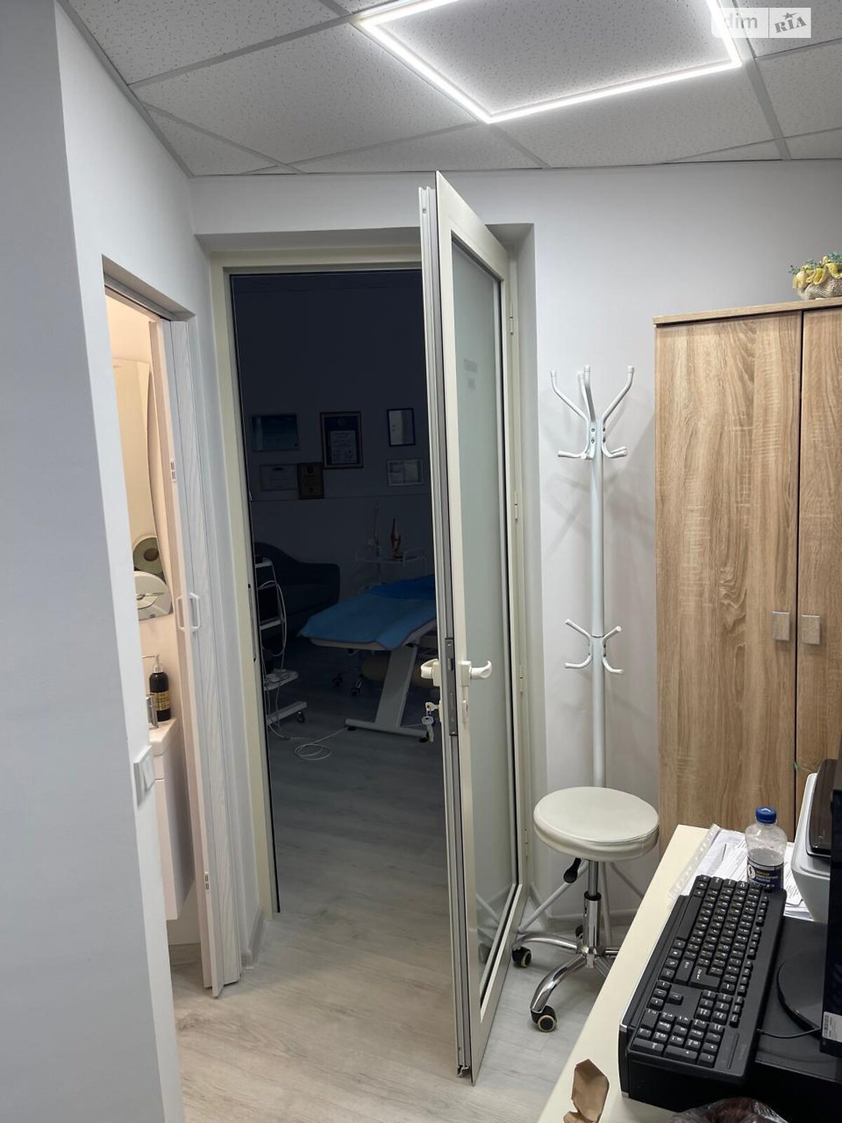 Специальное помещение в Ужгороде, продажа по Заньковецкой улица, район Новый, цена: 400 000 долларов за объект фото 1