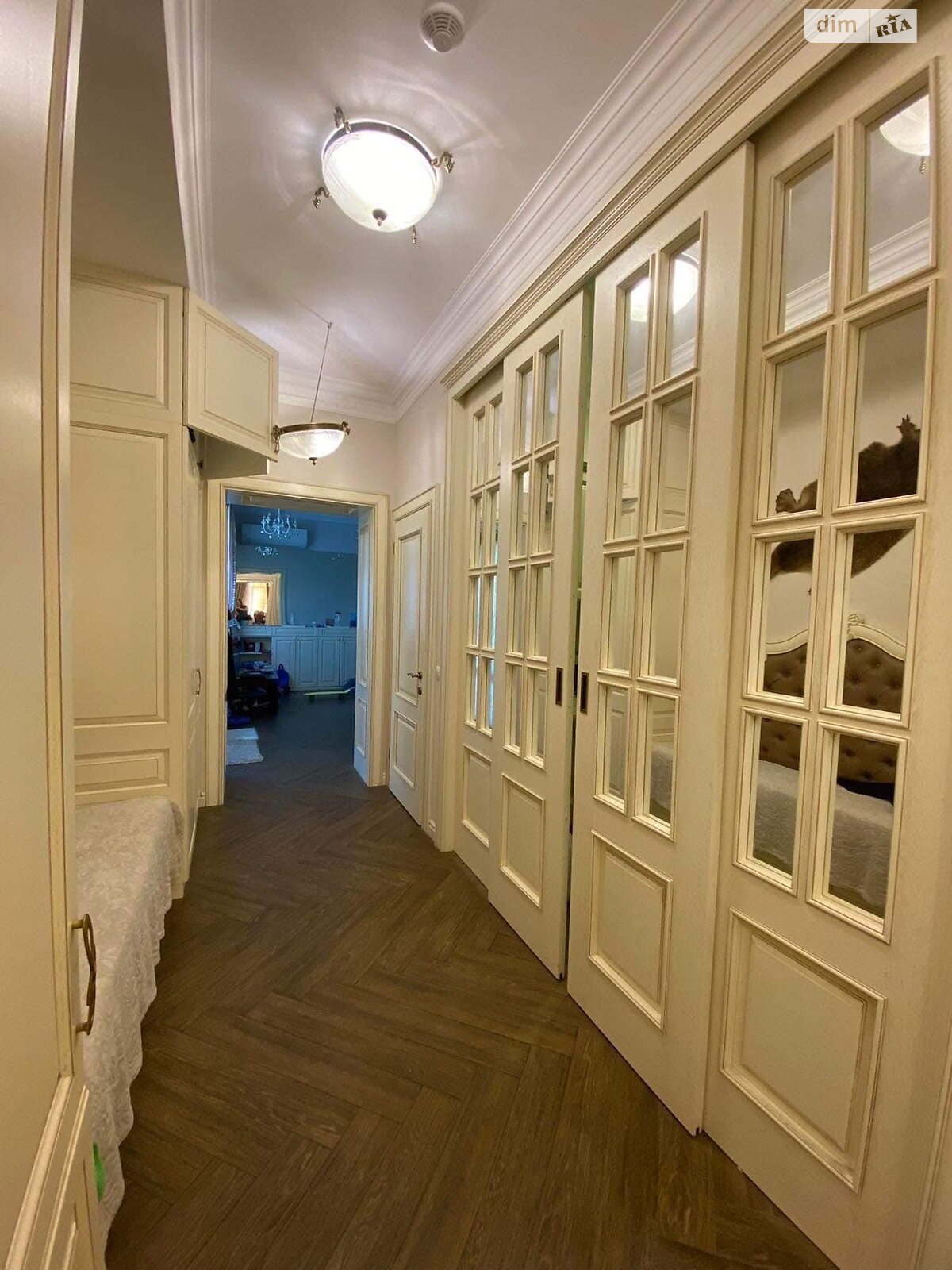 Специальное помещение в Ужгороде, продажа по Петефи Шандора площадь 6, район Центр, цена: 250 000 долларов за объект фото 1