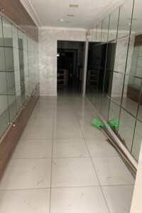 Спеціальне приміщення в Ужгороді, продаж по Свободи проспект, район Центр, ціна: 159 000 доларів за об’єкт фото 2