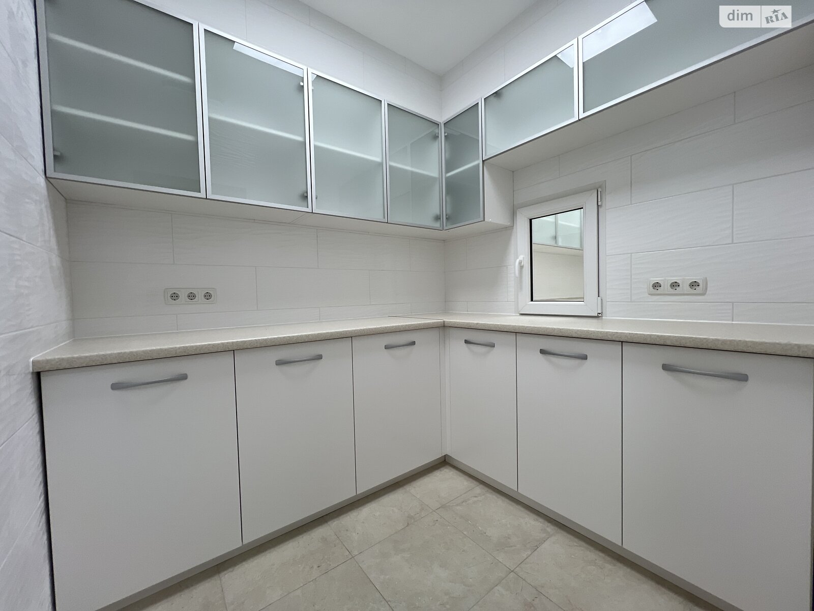 Спеціальне приміщення в Вінниці, продаж по Матроса Кішки вулиця 67, район Свердловський масив, ціна: 1 500 000 доларів за об’єкт фото 1