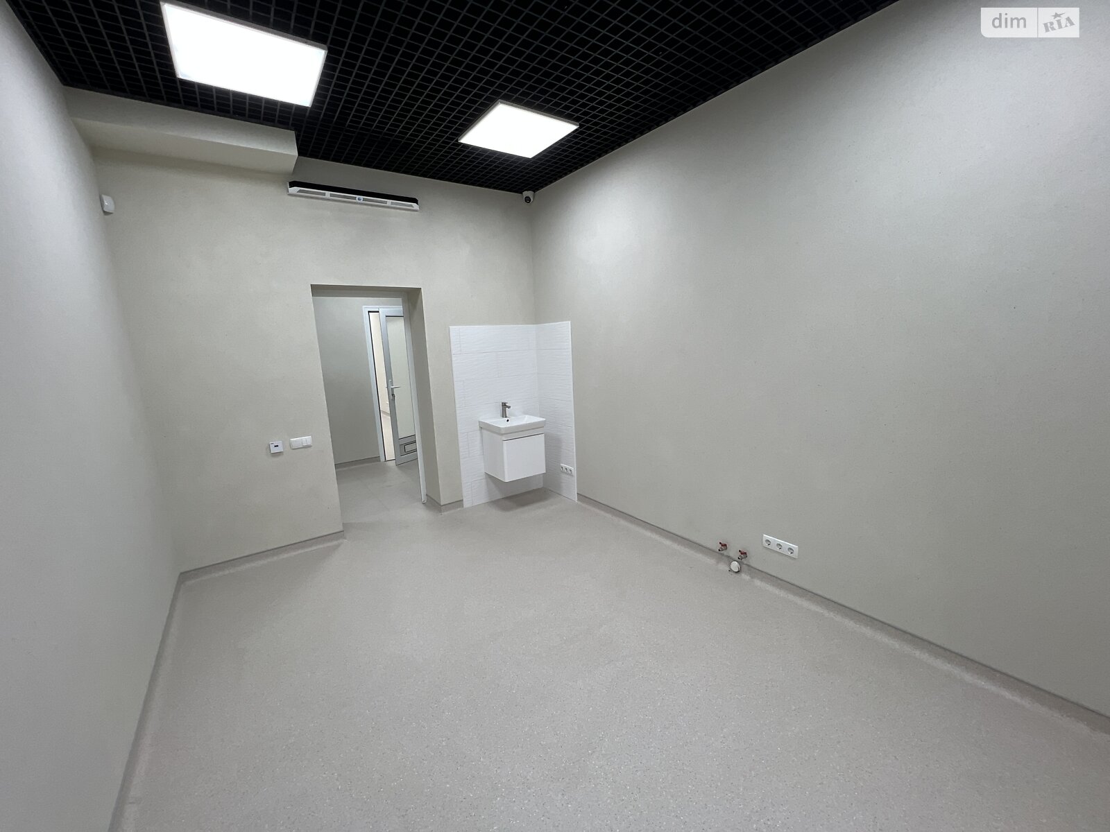 Спеціальне приміщення в Вінниці, продаж по Матроса Кішки вулиця 67, район Свердловський масив, ціна: 1 500 000 доларів за об’єкт фото 1