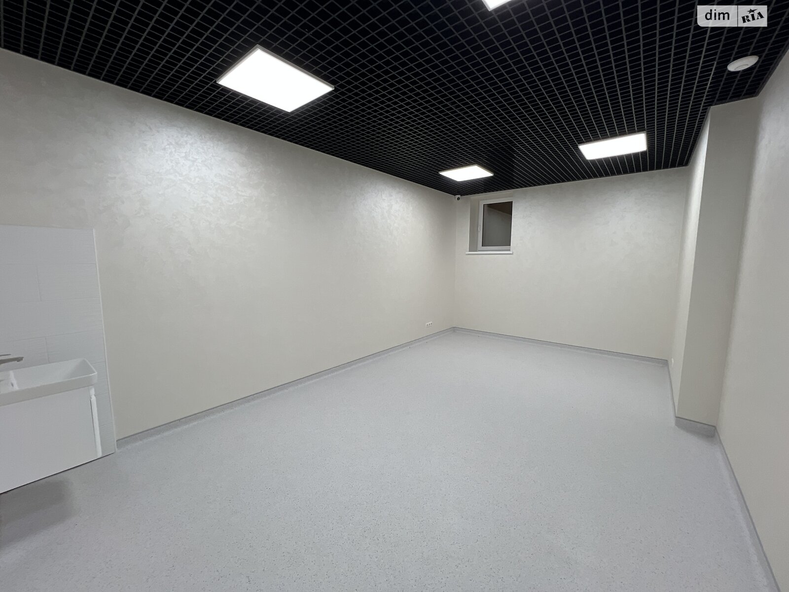 Спеціальне приміщення в Вінниці, продаж по Матроса Кішки вулиця 67, район Свердловський масив, ціна: 1 500 000 доларів за об’єкт фото 1