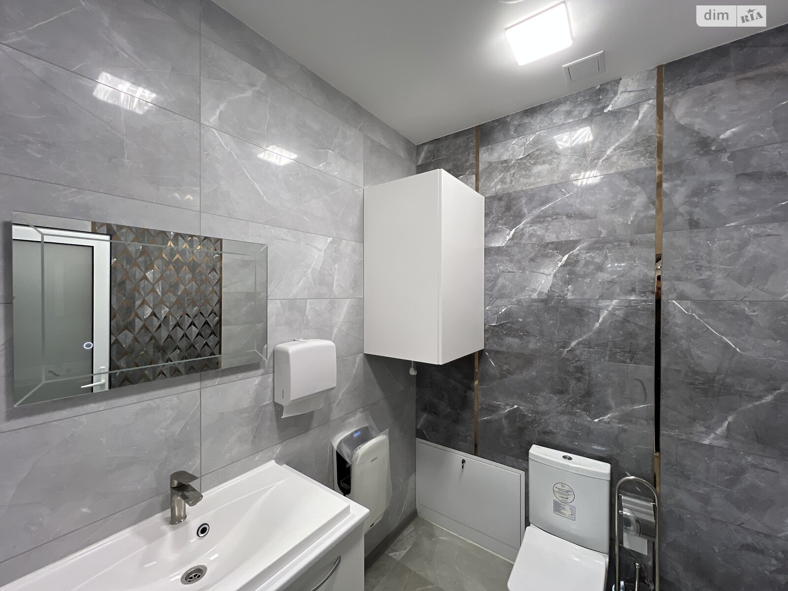 Спеціальне приміщення в Вінниці, продаж по Матроса Кішки вулиця 67, район Свердловський масив, ціна: 1 500 000 доларів за об’єкт фото 1