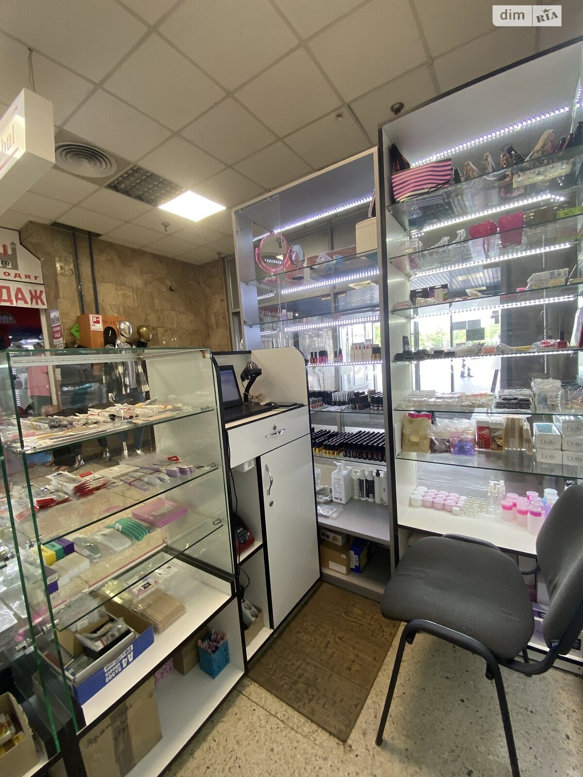 Специальное помещение в Виннице, продажа по Каличанская (Гагарина) площадь, район Центр, цена: 3 500 долларов за объект фото 1 Специальное помещение в Виннице, продажа по Каличанская (Гагарина) площадь, район Центр, цена: 3 500 долларов за объект фото 1