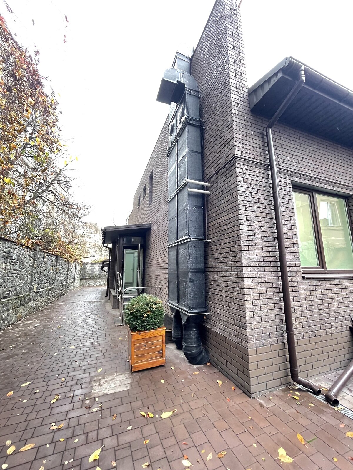 Спеціальне приміщення в Вінниці, продаж по Матроса Кішки вулиця 67, район Урожай, ціна: 1 500 000 доларів за об’єкт фото 1