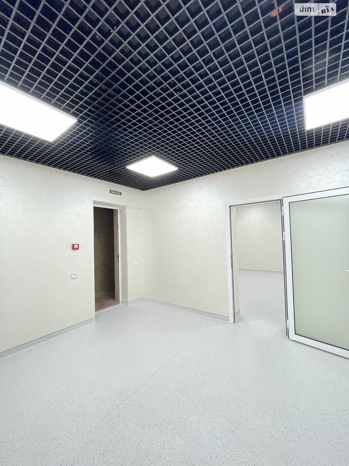 Спеціальне приміщення в Вінниці, продаж по Матроса Кішки вулиця 67, район Урожай, ціна: 1 500 000 доларів за об’єкт фото 1