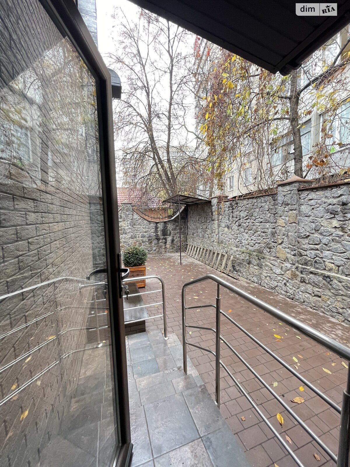 Спеціальне приміщення в Вінниці, продаж по Матроса Кішки вулиця 67, район Урожай, ціна: 1 500 000 доларів за об’єкт фото 1