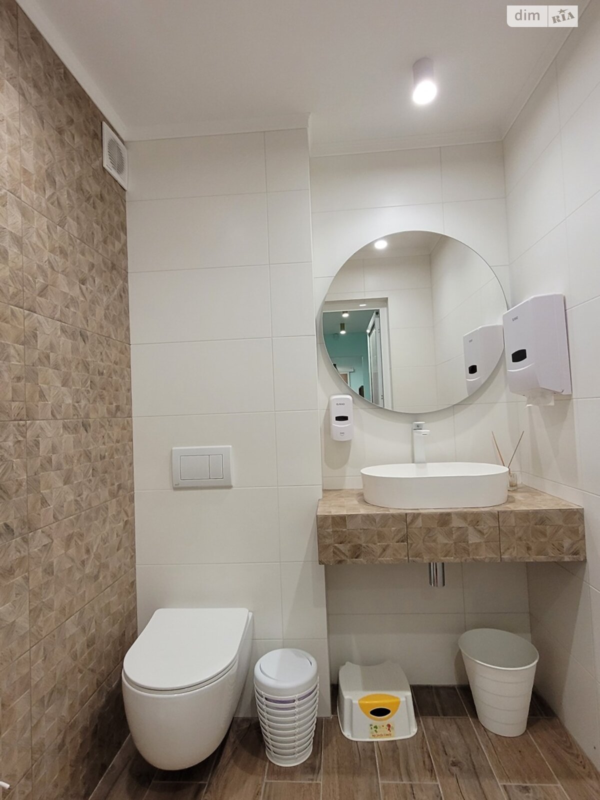 Специальное помещение в Виннице, продажа по Василия Порика улица, район Вишенка, цена: 156 000 долларов за объект фото 1