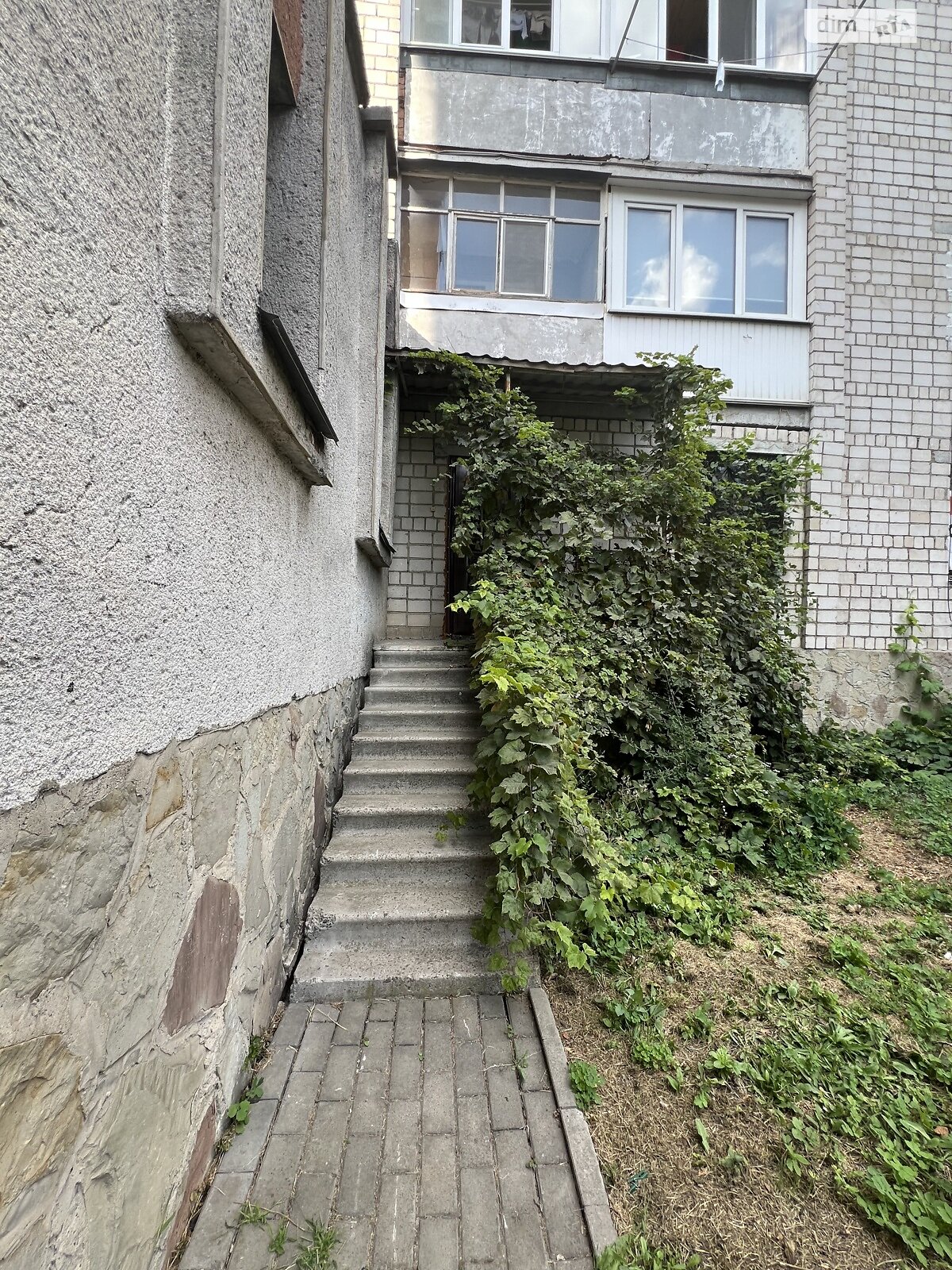 Спеціальне приміщення в Вінниці, продаж по Антонова Олега вулиця, район Військове містечко, ціна: 80 000 доларів за об’єкт фото 1 Спеціальне приміщення в Вінниці, продаж по Антонова Олега вулиця, район Військове містечко, ціна: 80 000 доларів за об’єкт фото 1