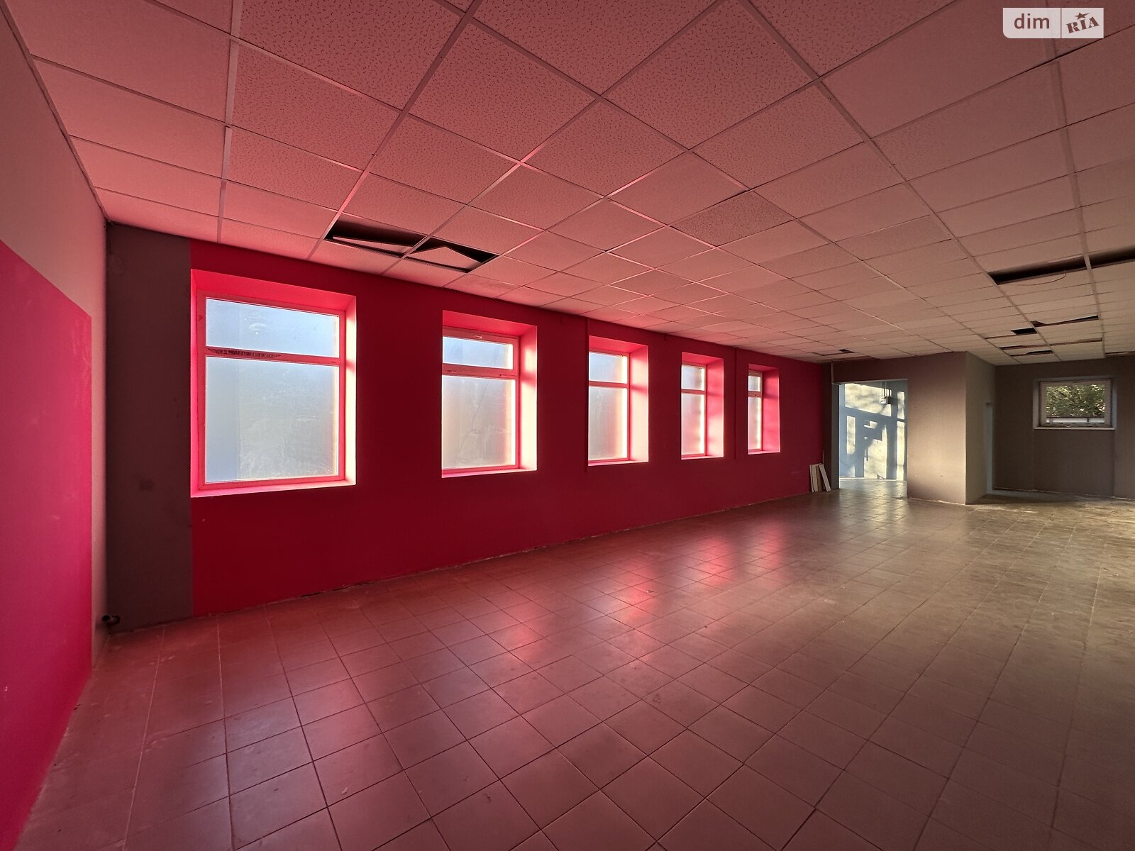 Спеціальне приміщення в Вінниці, продаж по Юрія Клена вулиця, район Військове містечко, ціна: 265 000 доларів за об’єкт фото 1 Спеціальне приміщення в Вінниці, продаж по Юрія Клена вулиця, район Військове містечко, ціна: 265 000 доларів за об’єкт фото 1