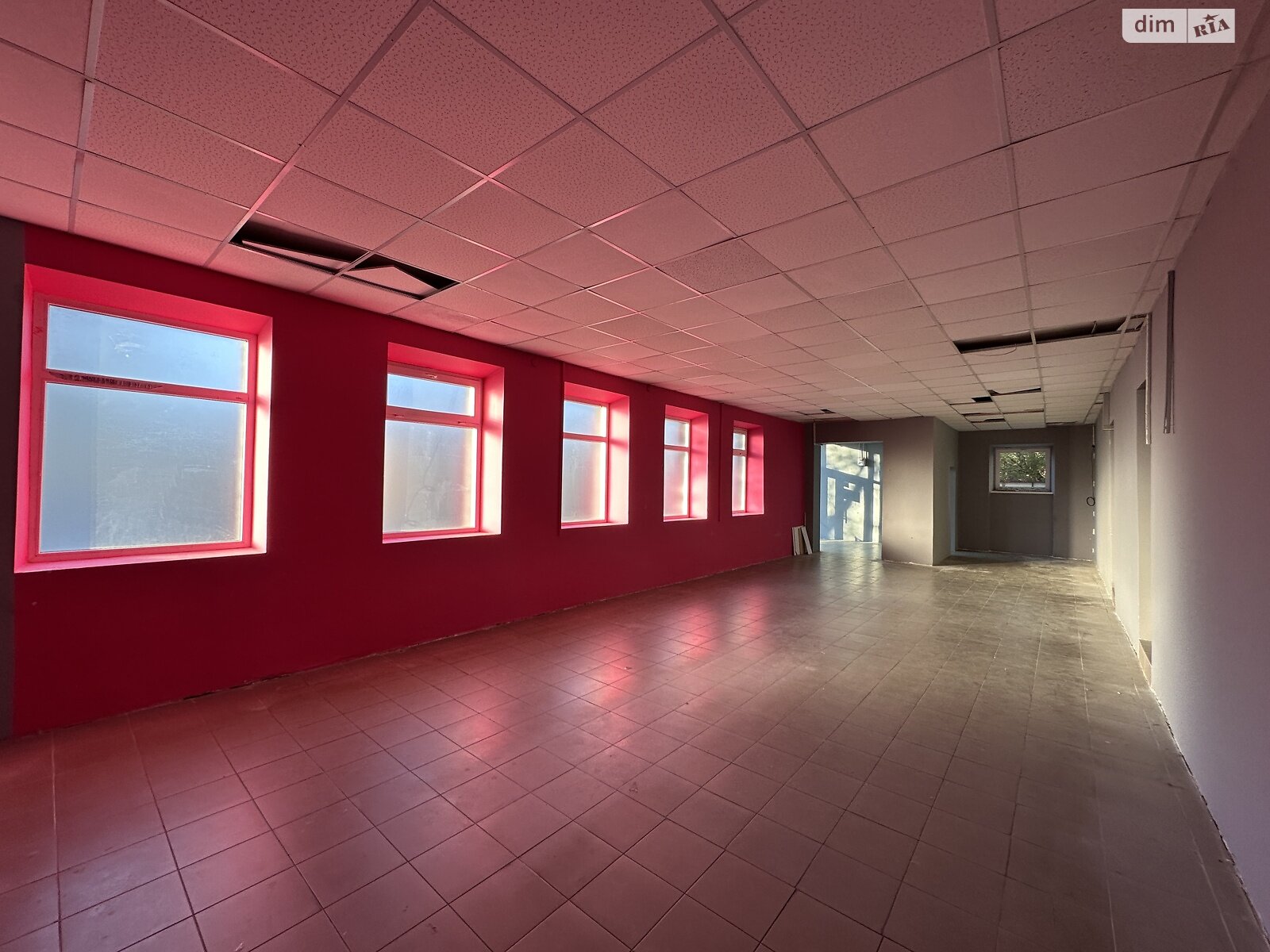 Спеціальне приміщення в Вінниці, продаж по Юрія Клена вулиця, район Військове містечко, ціна: 265 000 доларів за об’єкт фото 1 Спеціальне приміщення в Вінниці, продаж по Юрія Клена вулиця, район Військове містечко, ціна: 265 000 доларів за об’єкт фото 1