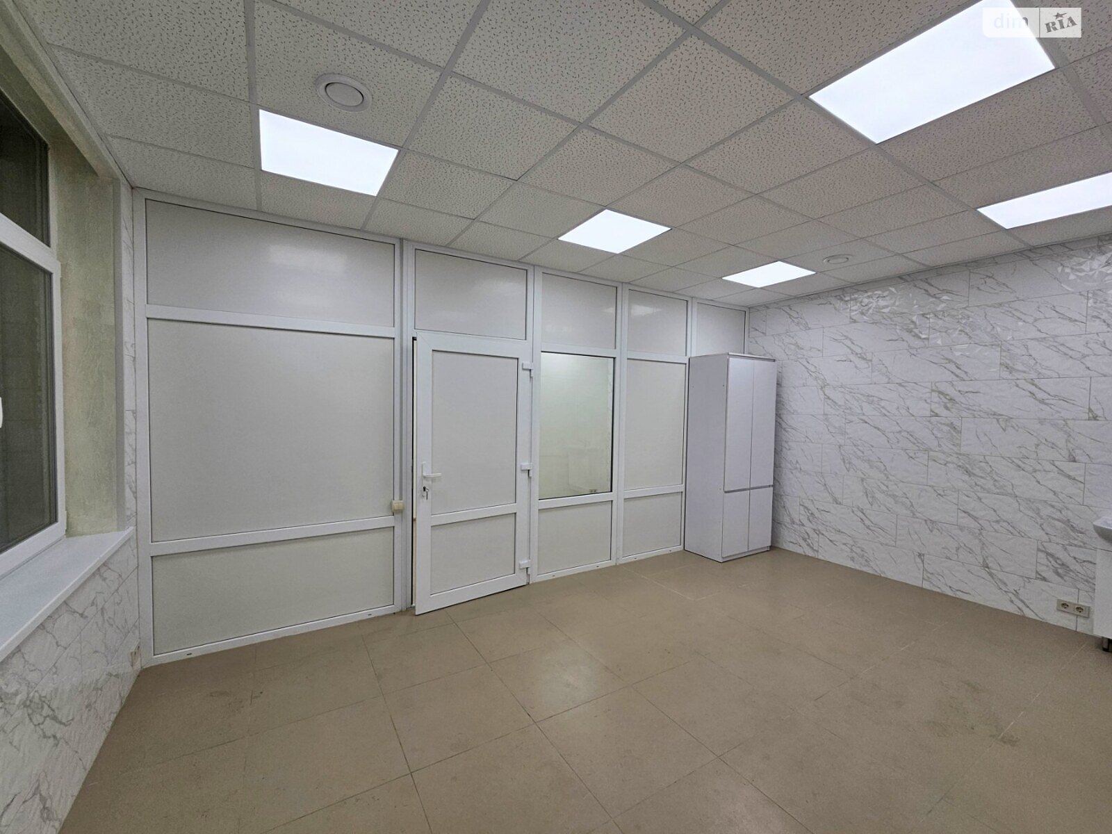Специальное помещение в Ворзеле, Курортная улица 25А, цена продажи: 44 900 долларов за объект фото 1 Специальное помещение в Ворзеле, Курортная улица 25А, цена продажи: 44 900 долларов за объект фото 1