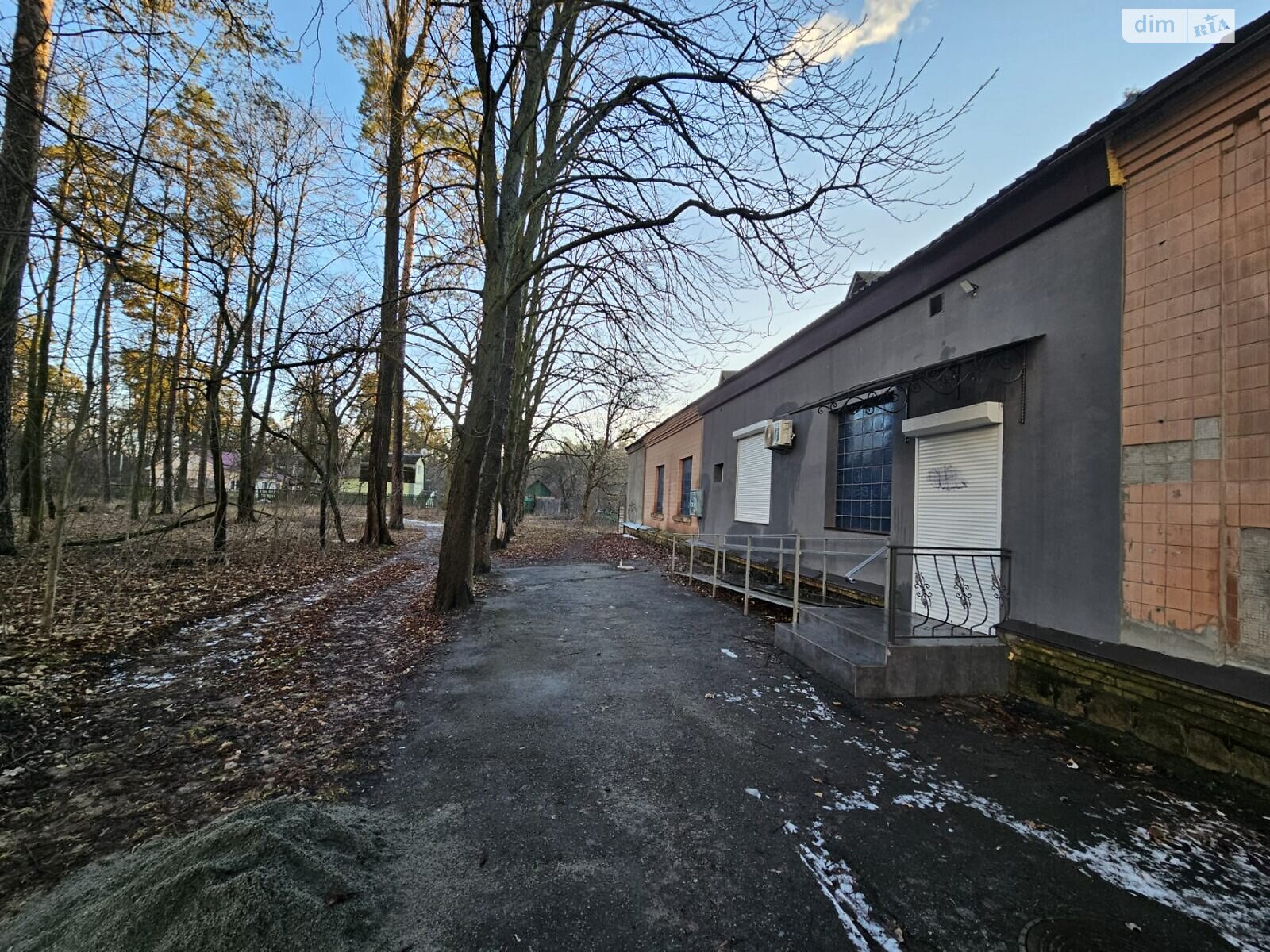 Специальное помещение в Ворзеле, Курортная улица 25А, цена продажи: 44 900 долларов за объект фото 1 Специальное помещение в Ворзеле, Курортная улица 25А, цена продажи: 44 900 долларов за объект фото 1