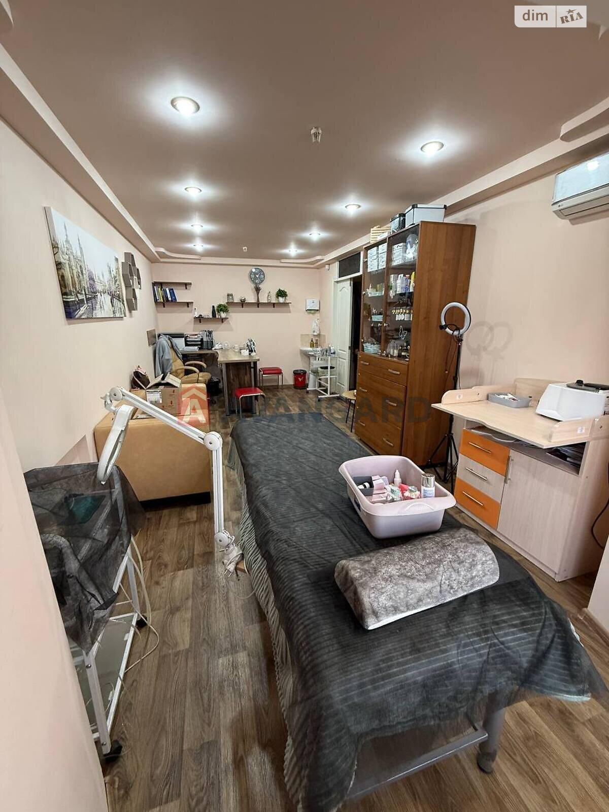 Специальное помещение в Запорожье, продажа по Героев Сталинграда улица 40, район Александровский (Жовтневый), цена: 31 000 долларов за объект фото 1 Специальное помещение в Запорожье, продажа по Героев Сталинграда улица 40, район Александровский (Жовтневый), цена: 31 000 долларов за объект фото 1