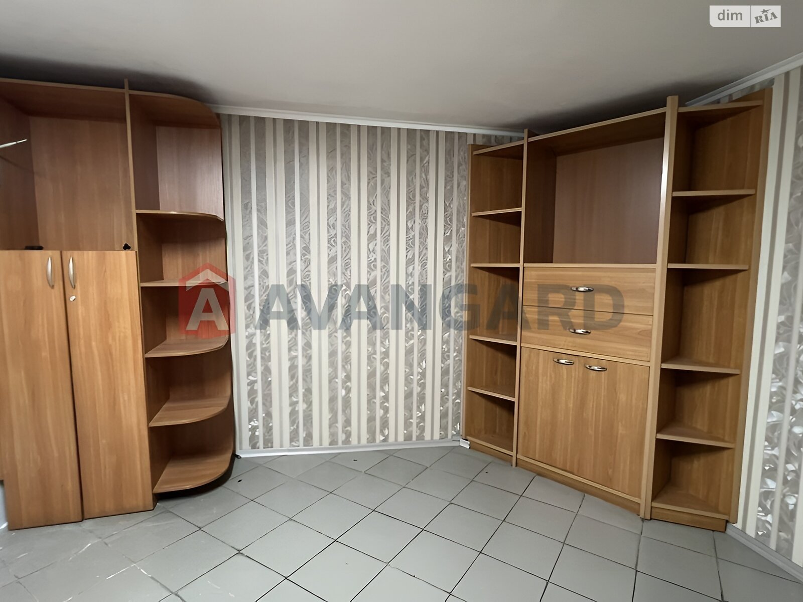 Специальное помещение в Запорожье, продажа по Соборный пр. 170Г, район Вознесеновский (Орджоникидзевский), цена: 12 500 долларов за объект фото 1 Специальное помещение в Запорожье, продажа по Соборный пр. 170Г, район Вознесеновский (Орджоникидзевский), цена: 12 500 долларов за объект фото 1