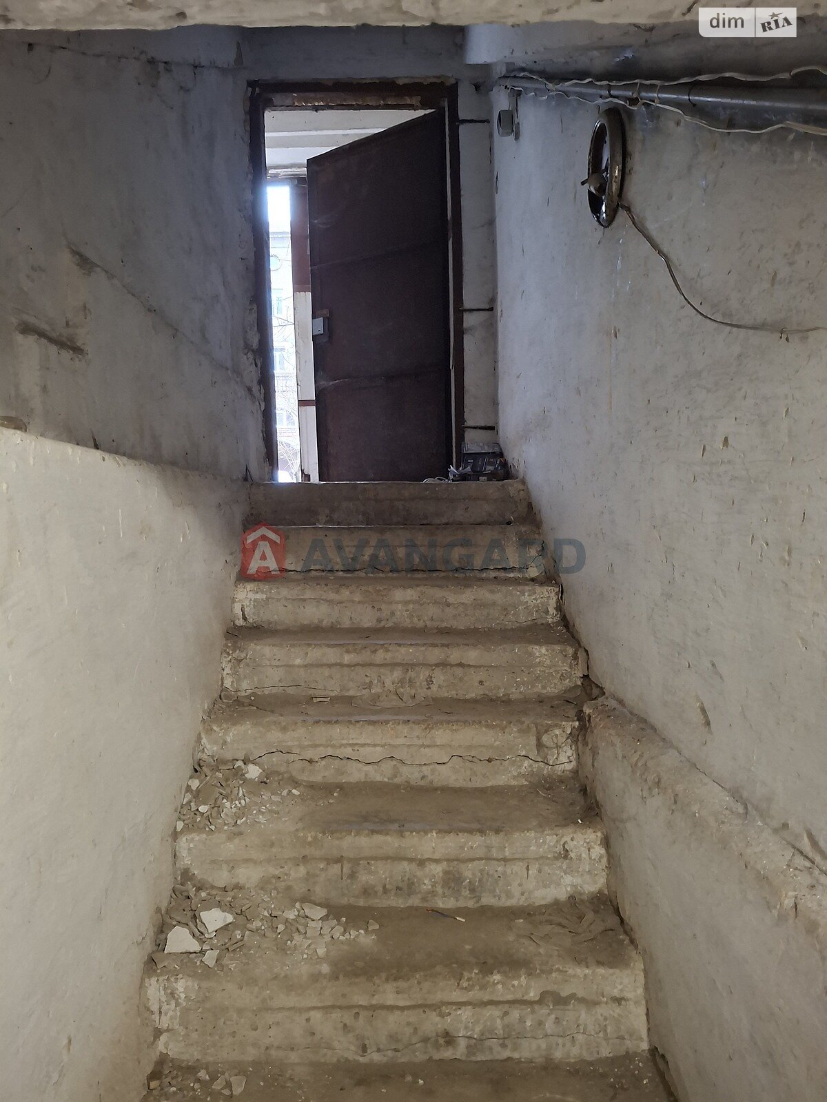 Специальное помещение в Запорожье, продажа по Соборный пр. 171, район Вознесеновский (Орджоникидзевский), цена: 5 000 долларов за объект фото 1