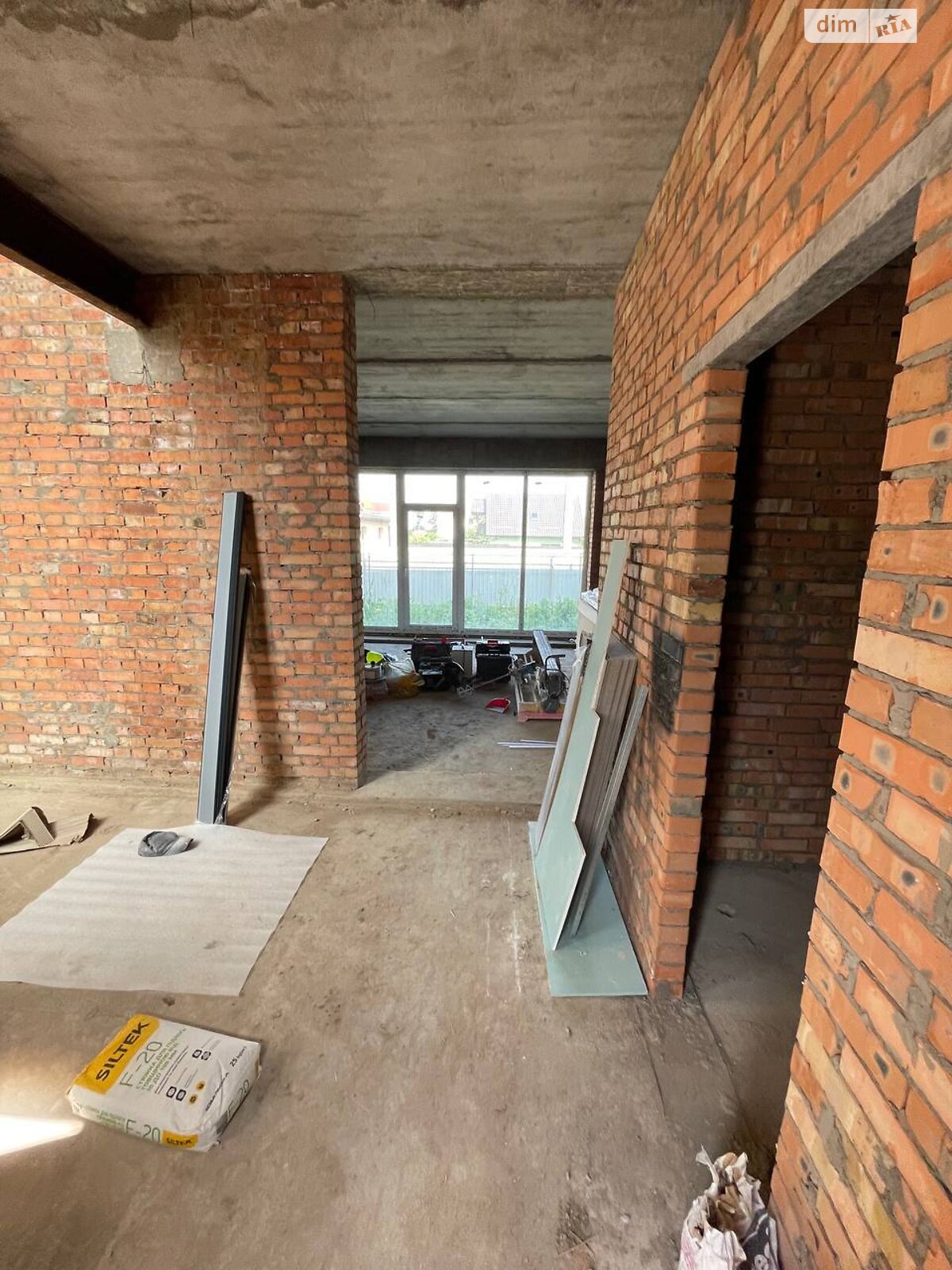 двухэтажный таунхаус, 110 кв. м, кирпич. Продажа в Агрономичном фото 1