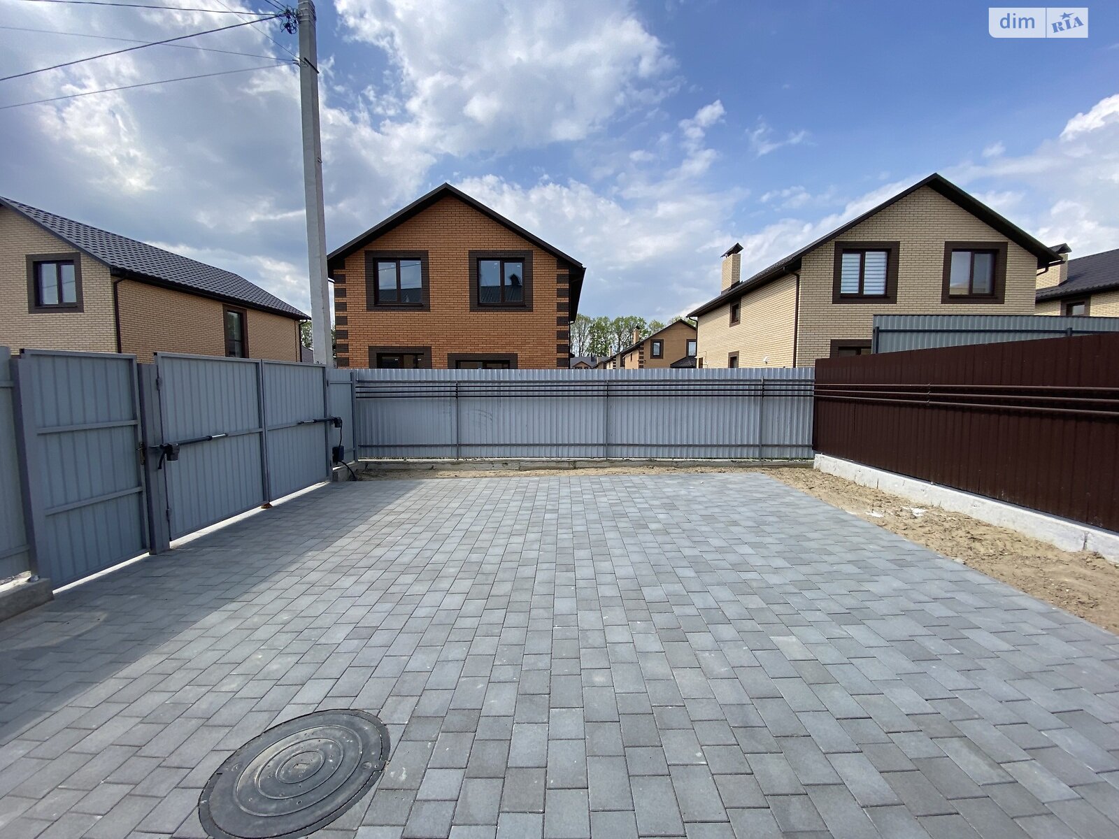 двухэтажный таунхаус, 108 кв. м, кирпич. Продажа в Агрономичном фото 1 двухэтажный таунхаус, 108 кв. м, кирпич. Продажа в Агрономичном фото 1