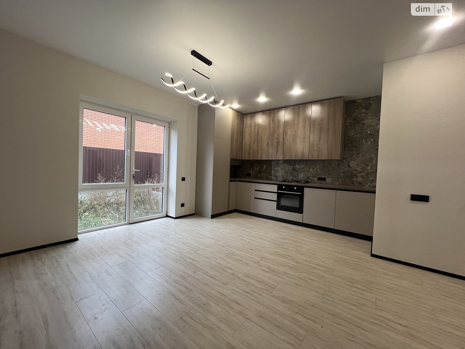 двоповерховий таунхаус, 90 кв. м, кирпич. Продаж у Агрономічному фото 1 двоповерховий таунхаус, 90 кв. м, кирпич. Продаж у Агрономічному фото 1