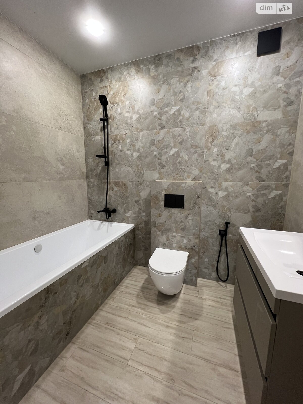 двоповерховий таунхаус, 90 кв. м, кирпич. Продаж у Агрономічному фото 1 двоповерховий таунхаус, 90 кв. м, кирпич. Продаж у Агрономічному фото 1