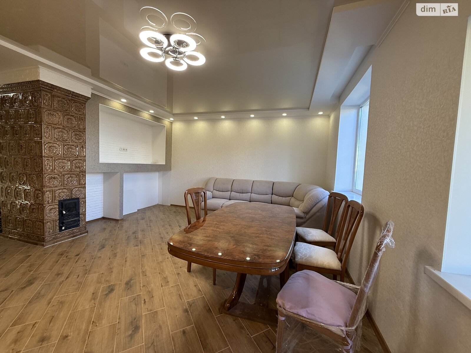 двухэтажный таунхаус, 110 кв. м, кирпич. Продажа в Агрономичном фото 1 двухэтажный таунхаус, 110 кв. м, кирпич. Продажа в Агрономичном фото 1