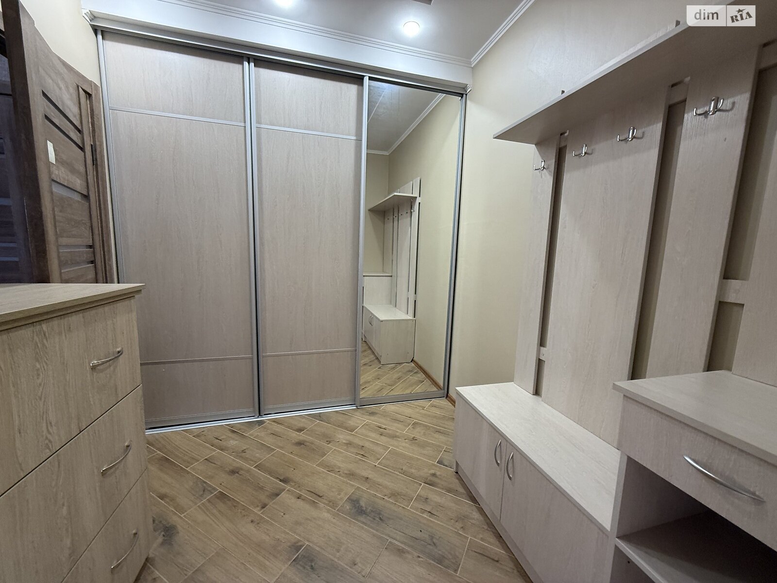 двухэтажный таунхаус, 110 кв. м, кирпич. Продажа в Агрономичном фото 1 двухэтажный таунхаус, 110 кв. м, кирпич. Продажа в Агрономичном фото 1