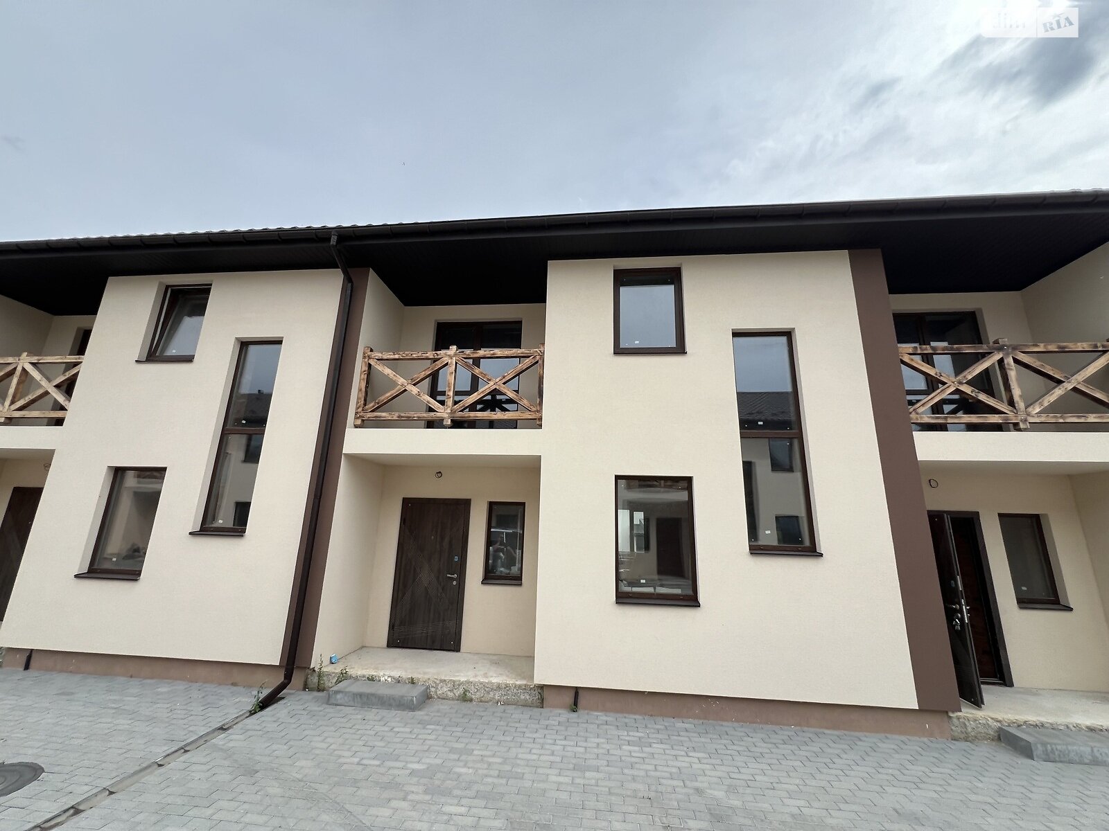 двухэтажный таунхаус, 100 кв. м, кирпич. Продажа в Агрономичном фото 1 двухэтажный таунхаус, 100 кв. м, кирпич. Продажа в Агрономичном фото 1