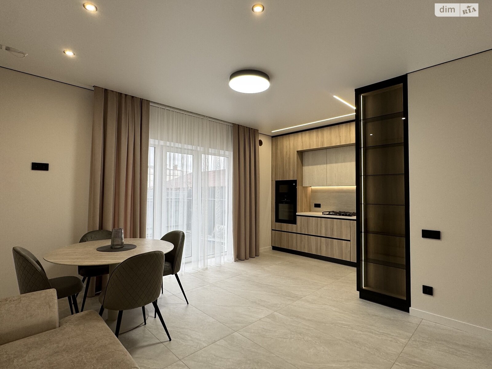 двухэтажный таунхаус, 100 кв. м, кирпич. Продажа в Агрономичном фото 1