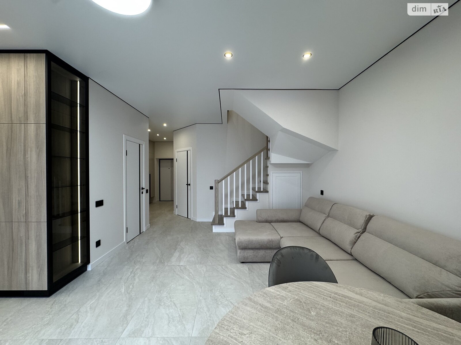 двухэтажный таунхаус, 100 кв. м, кирпич. Продажа в Агрономичном фото 1