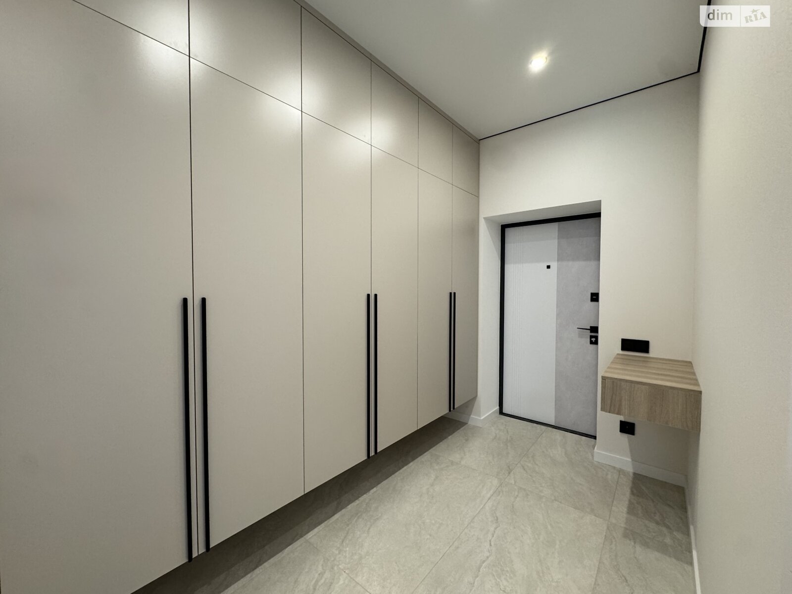 двухэтажный таунхаус, 100 кв. м, кирпич. Продажа в Агрономичном фото 1