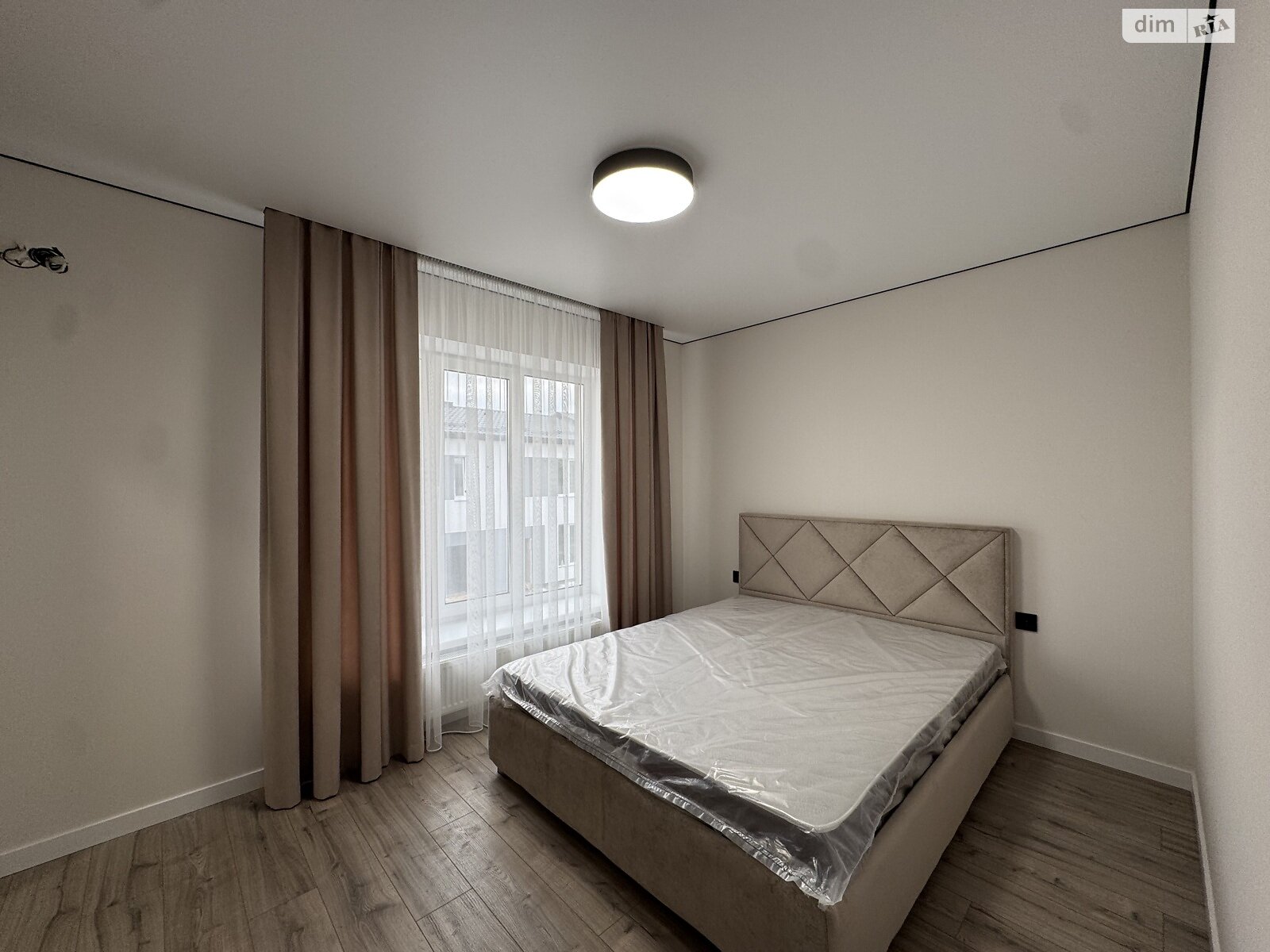 двухэтажный таунхаус, 100 кв. м, кирпич. Продажа в Агрономичном фото 1