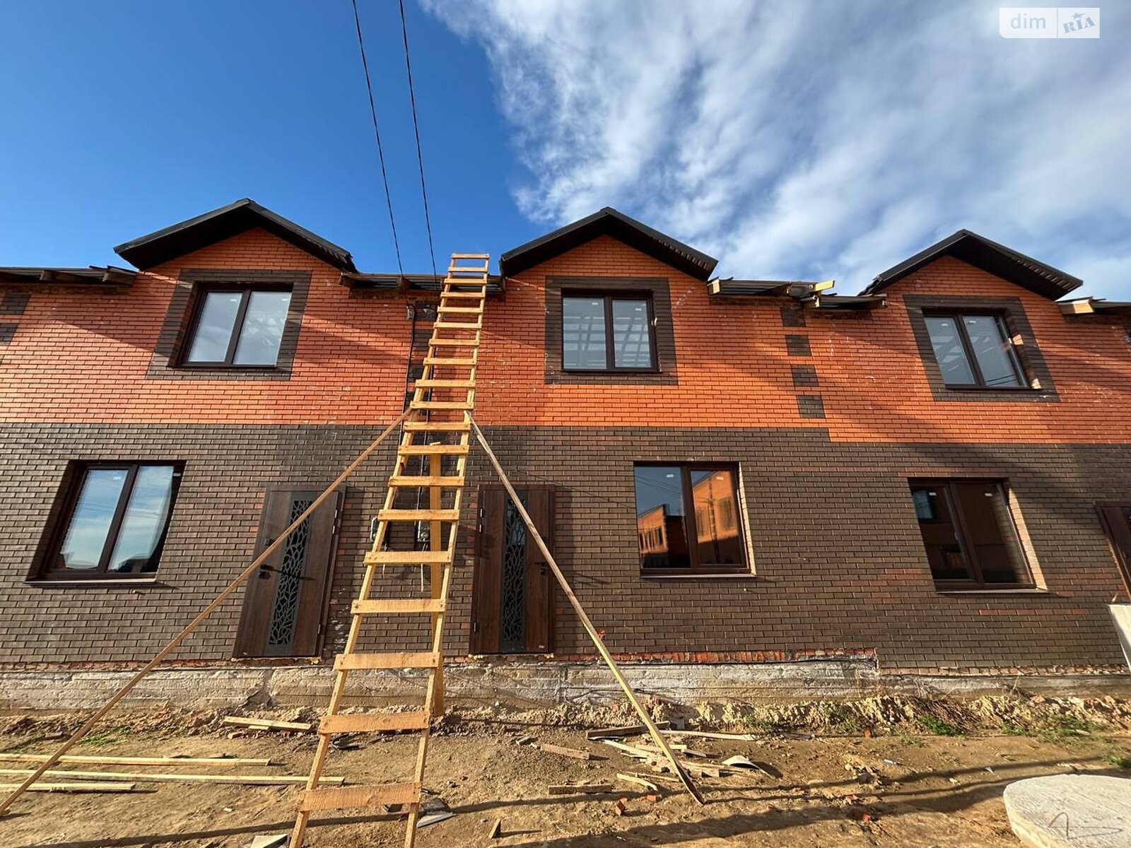 двухэтажный таунхаус, 90 кв. м, кирпич. Продажа в Агрономичном фото 1