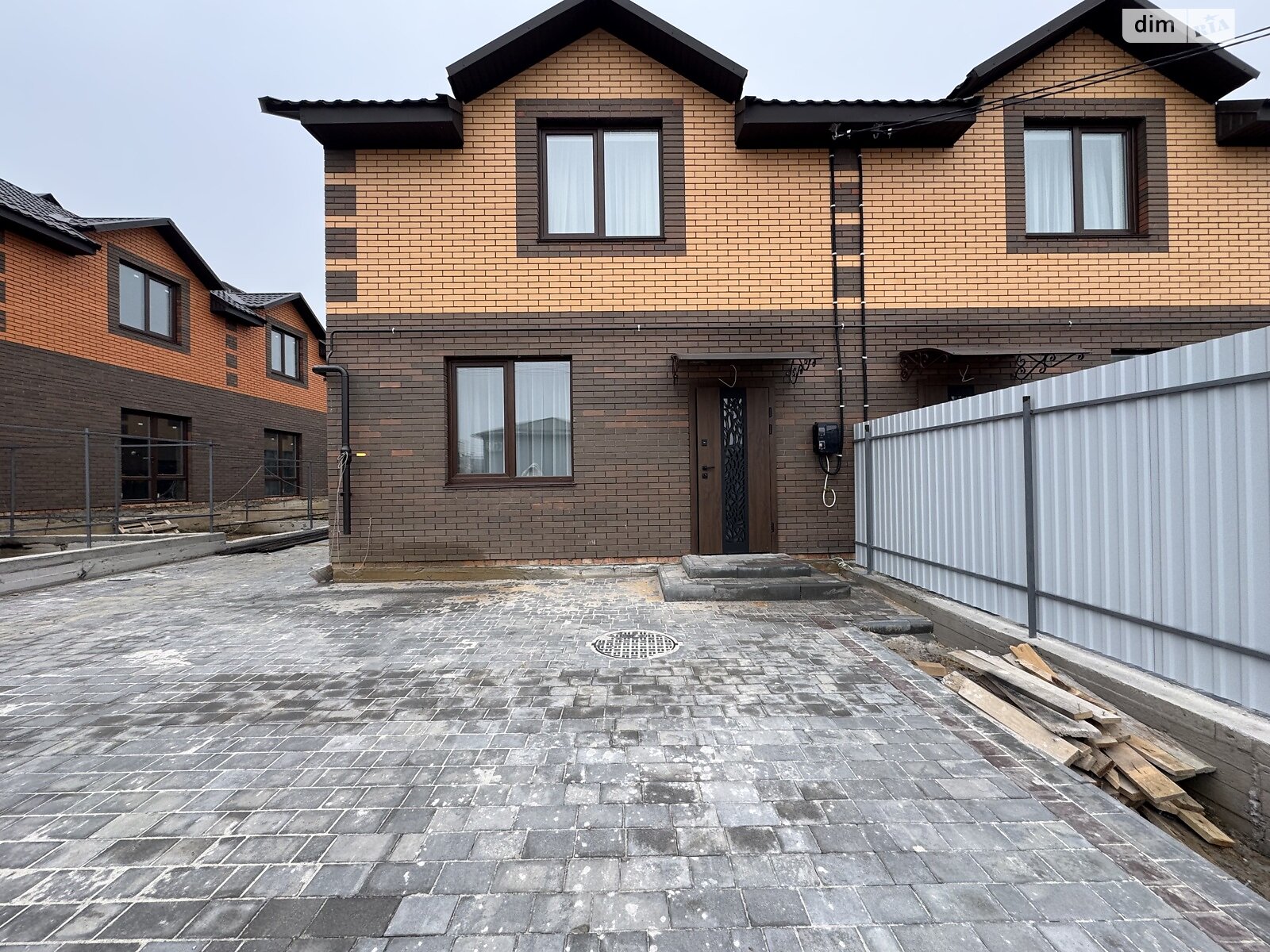 двухэтажный таунхаус, 90 кв. м, кирпич. Продажа в Агрономичном фото 1 двухэтажный таунхаус, 90 кв. м, кирпич. Продажа в Агрономичном фото 1