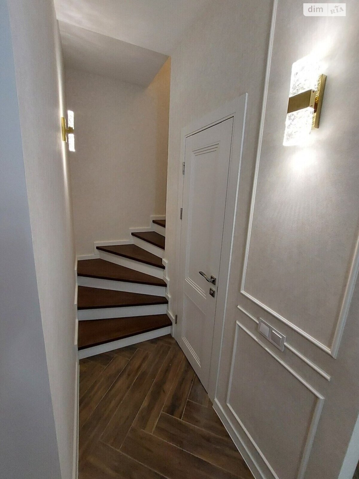 двоповерховий таунхаус, 90 кв. м, кирпич. Продаж у Агрономічному фото 1 двоповерховий таунхаус, 90 кв. м, кирпич. Продаж у Агрономічному фото 1