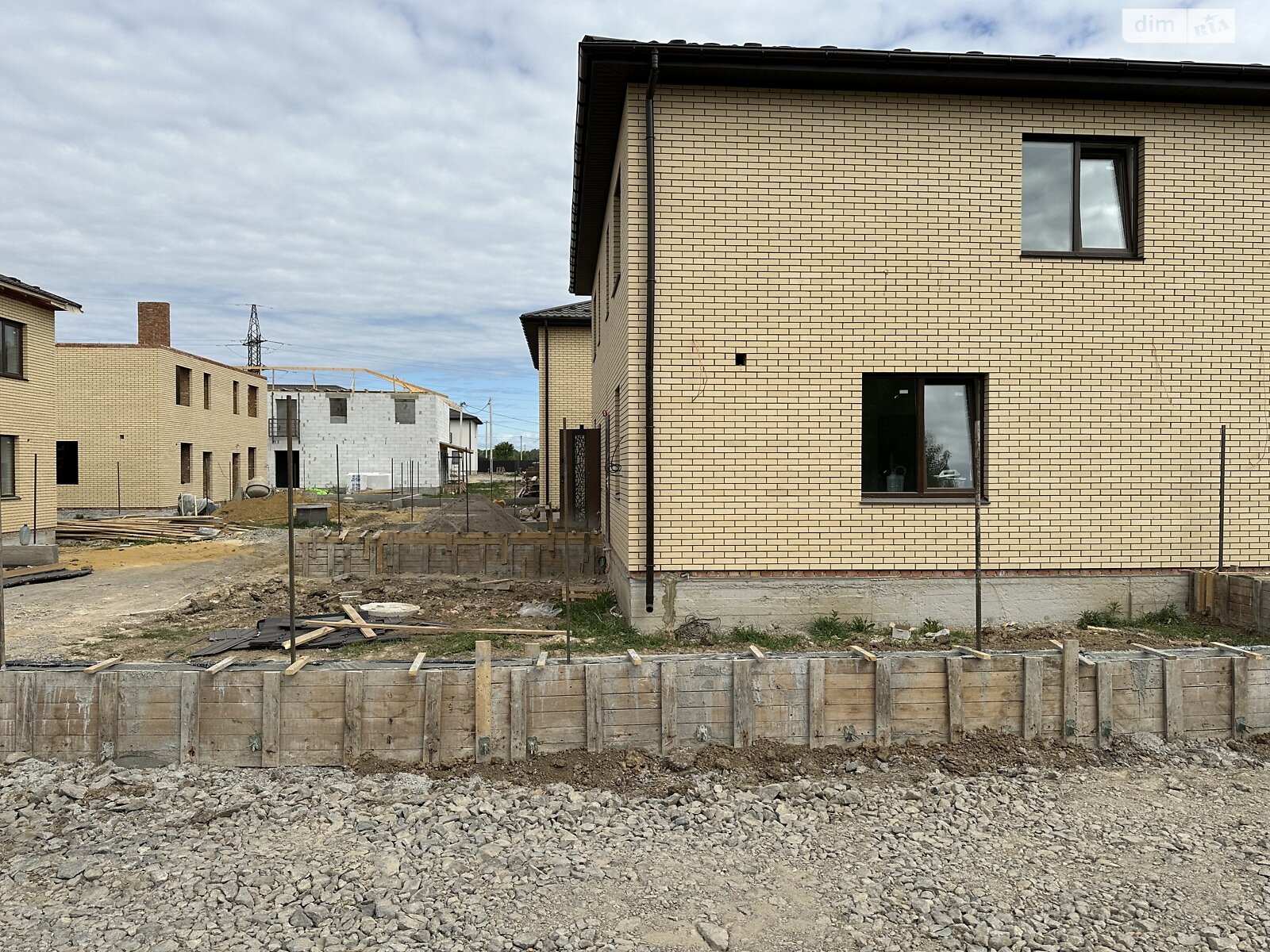двоповерховий таунхаус, 71 кв. м, кирпич. Продаж у Агрономічному фото 1 двоповерховий таунхаус, 71 кв. м, кирпич. Продаж у Агрономічному фото 1