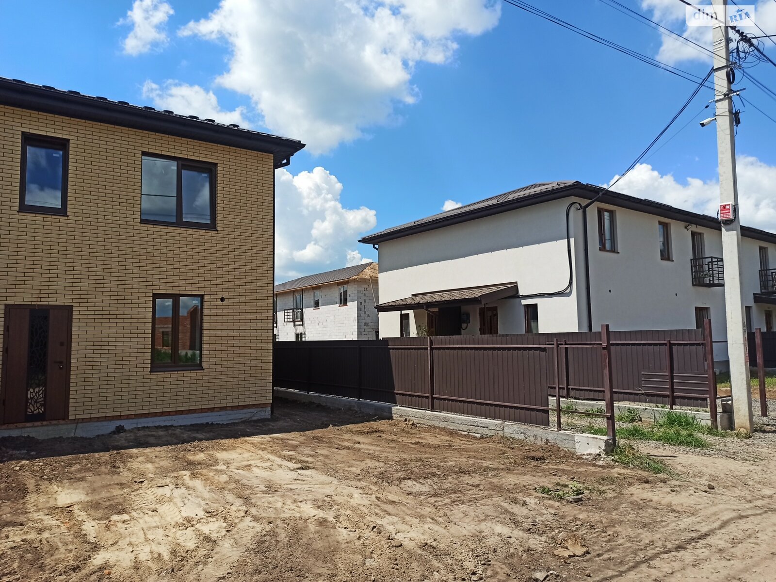 двоповерховий таунхаус, 70 кв. м, кирпич. Продаж у Агрономічному фото 1 двоповерховий таунхаус, 70 кв. м, кирпич. Продаж у Агрономічному фото 1