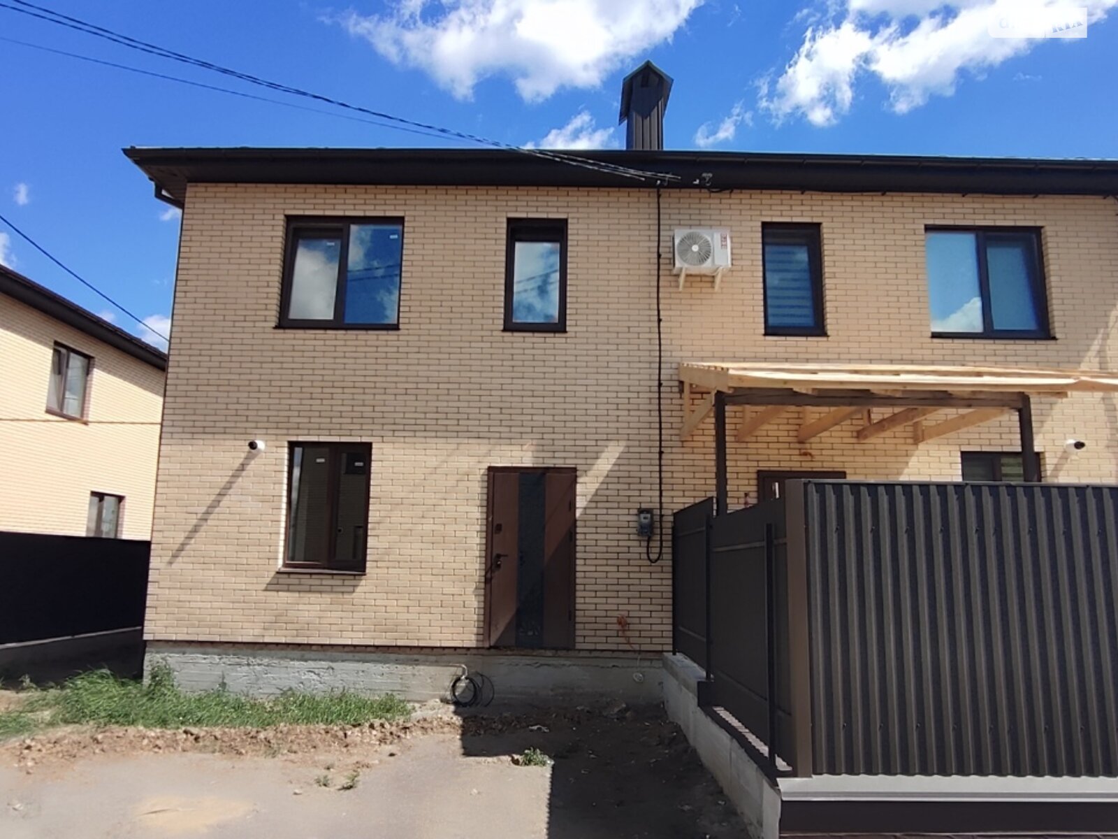 двоповерховий таунхаус, 70 кв. м, кирпич. Продаж у Агрономічному фото 1 двоповерховий таунхаус, 70 кв. м, кирпич. Продаж у Агрономічному фото 1
