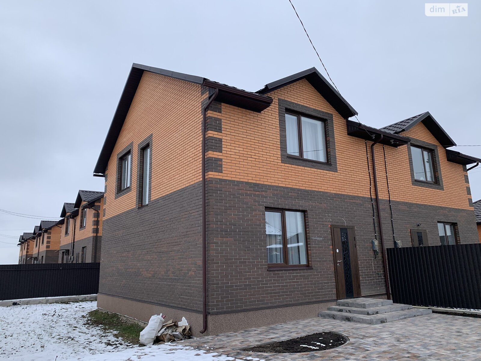двухэтажный таунхаус, 105 кв. м, кирпич. Продажа в Агрономичном фото 1 двухэтажный таунхаус, 105 кв. м, кирпич. Продажа в Агрономичном фото 1