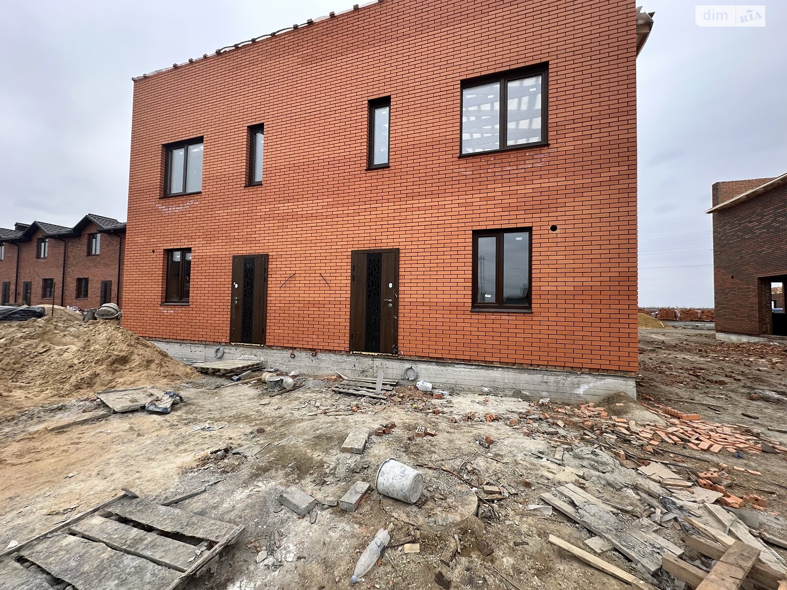 двоповерховий таунхаус, 72 кв. м, кирпич. Продаж у Агрономічному фото 1 двоповерховий таунхаус, 72 кв. м, кирпич. Продаж у Агрономічному фото 1